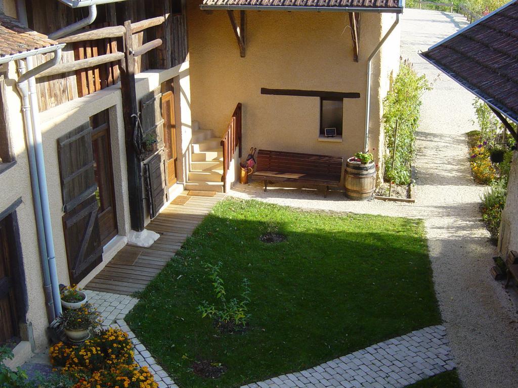Bed and Breakfast La Parenthese Saint-Genix-sur-Guiers Номер фото