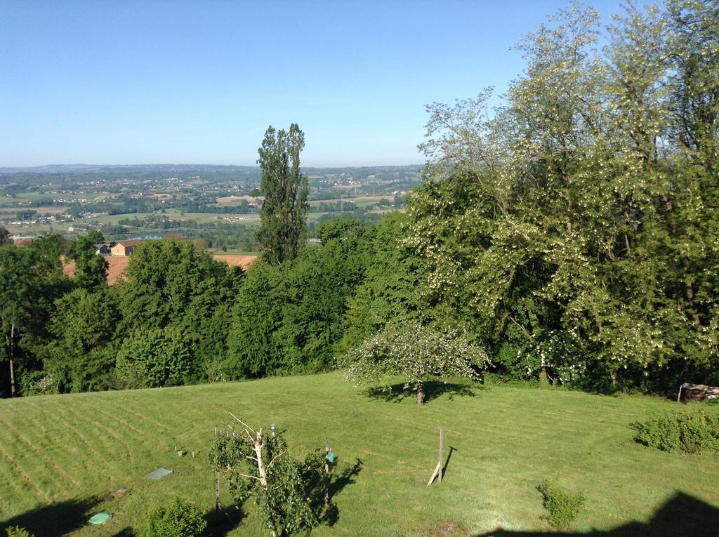 Bed and Breakfast La Parenthese Saint-Genix-sur-Guiers Экстерьер фото