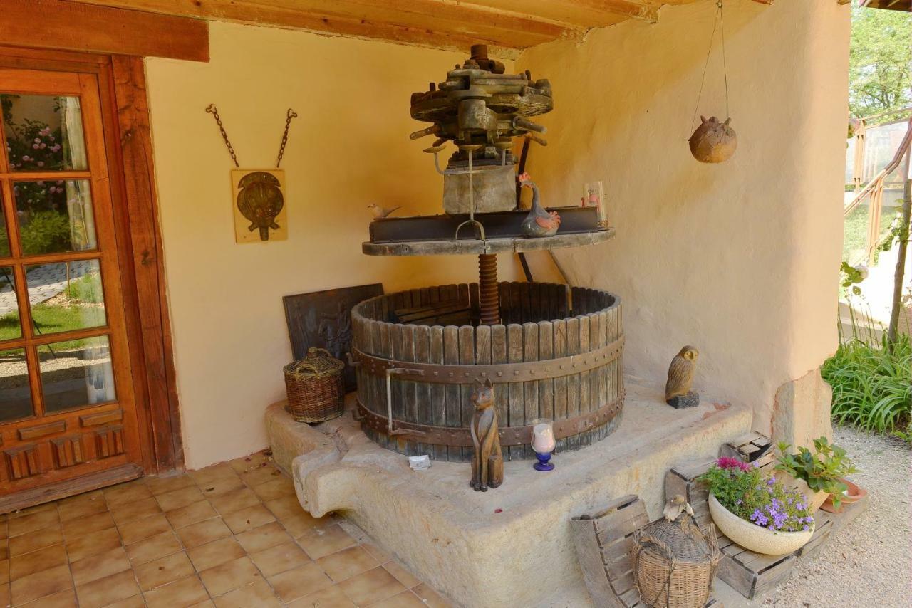 Bed and Breakfast La Parenthese Saint-Genix-sur-Guiers Экстерьер фото